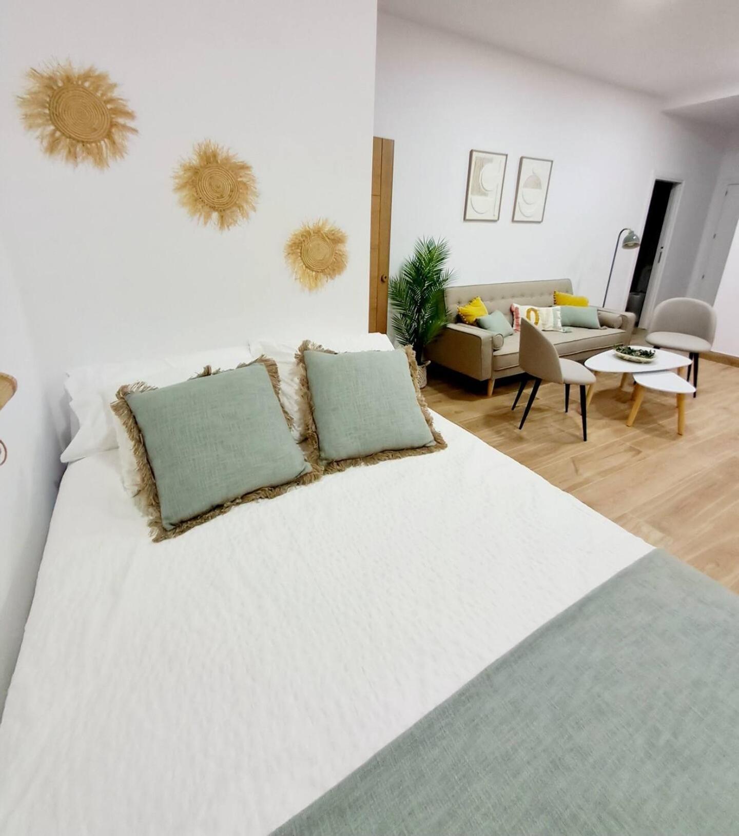 Coffee & Calm Triana Apartment Seville Luaran gambar